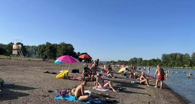 Grad Slavonski Brod je i ovoga ljeta nastojao sadržajima obogatiti još jednu kupališnu sezonu