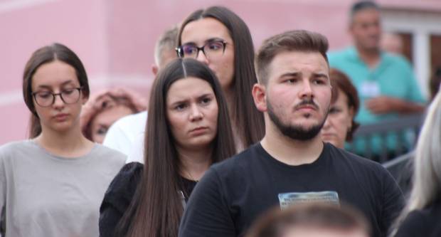 FOTOGALERIJA: Peta večer Devetnice Gospi od Suza