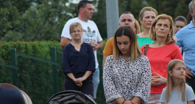 FOTOGALERIJA: Peta večer Devetnice Gospi od Suza