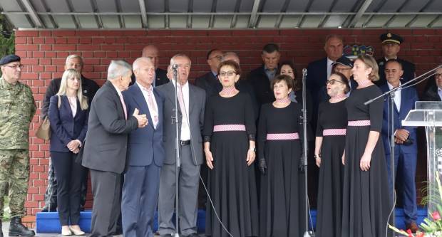 Svečani mimohod povodom 31. obljetnice oslobođenja Vojarne 123. brigade i Dana hrvatskih branitelja PSŽ