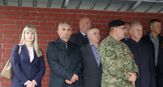 Svečani mimohod povodom 31. obljetnice oslobođenja Vojarne 123. brigade i Dana hrvatskih branitelja PSŽ