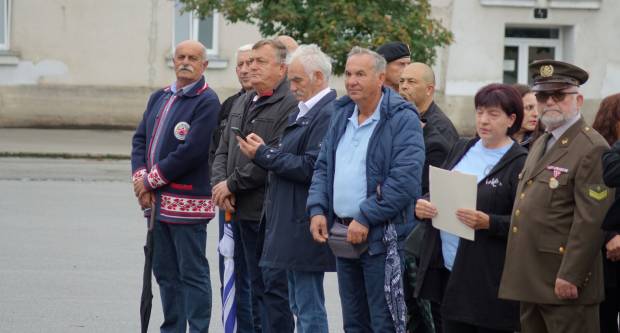 Svečani mimohod povodom 31. obljetnice oslobođenja Vojarne 123. brigade i Dana hrvatskih branitelja PSŽ