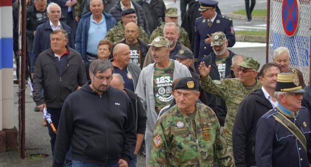 Svečani mimohod povodom 31. obljetnice oslobođenja Vojarne 123. brigade i Dana hrvatskih branitelja PSŽ