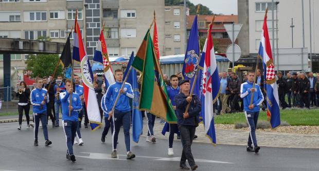 Svečani mimohod povodom 31. obljetnice oslobođenja Vojarne 123. brigade i Dana hrvatskih branitelja PSŽ
