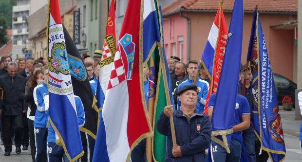 Svečani mimohod povodom 31. obljetnice oslobođenja Vojarne 123. brigade i Dana hrvatskih branitelja PSŽ