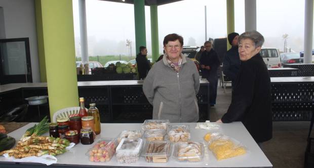 JESEN U PLETERNICI: Održan veliki Jesenski sajam i Kestenijada