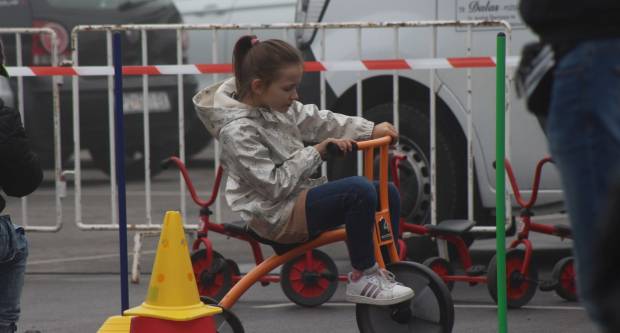 JESEN U PLETERNICI: Održan veliki Jesenski sajam i Kestenijada