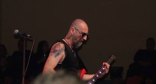 KONCERT CRVENE JABUKE: Brojni Požežani i Požežanke uživali u humanitarnom koncertu za Martinu Šimić