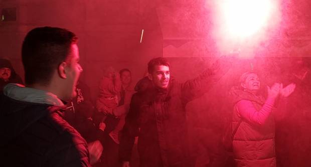 Požežani kao jedno bodrili ʺVatreneʺ