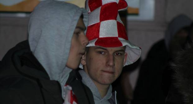 ʺMALO NAS JE, ALI NAS IMAʺ: Požežani na javnom gledanju jučerašnje utakmice