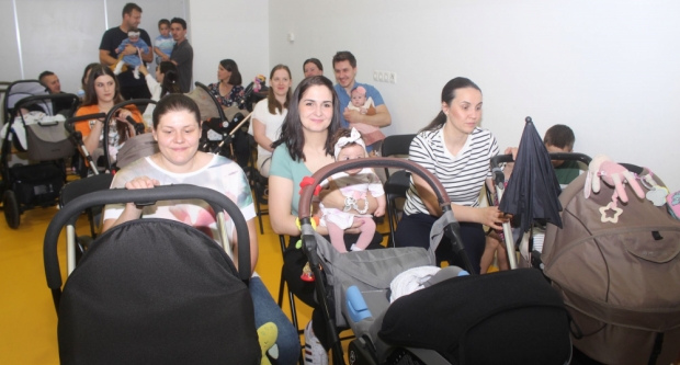 FOTOGALERIJA: Gradonačelnica Marija Šarić darivala novorođenu djecu