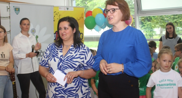 FOTOGALERIJA: Gradonačelnica Marija Šarić darivala novorođenu djecu