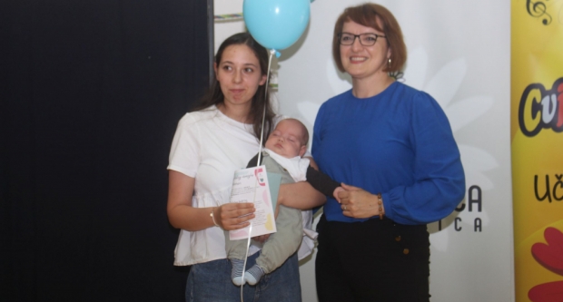 FOTOGALERIJA: Gradonačelnica Marija Šarić darivala novorođenu djecu