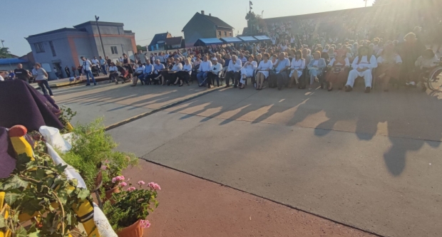 ODRŽANA 40. MEĐUNARODNA SMOTRA FOLKLORA LIDAS: Pleterničke ulice ponovno su bile preplavljene narodnim nošnjama