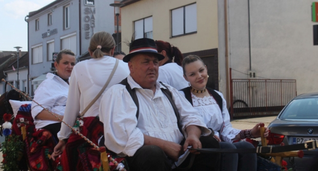 ODRŽANA 40. MEĐUNARODNA SMOTRA FOLKLORA LIDAS: Pleterničke ulice ponovno su bile preplavljene narodnim nošnjama