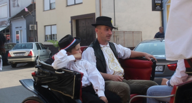 ODRŽANA 40. MEĐUNARODNA SMOTRA FOLKLORA LIDAS: Pleterničke ulice ponovno su bile preplavljene narodnim nošnjama