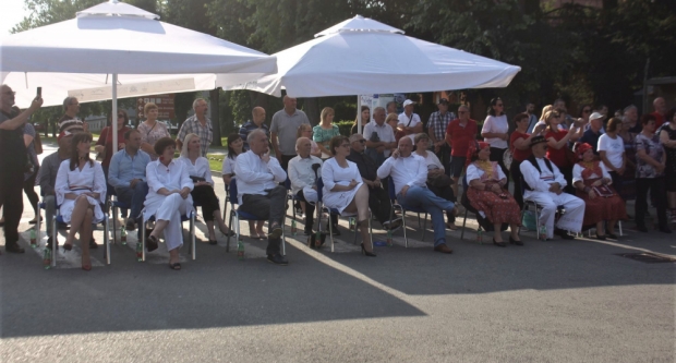 ODRŽANA 40. MEĐUNARODNA SMOTRA FOLKLORA LIDAS: Pleterničke ulice ponovno su bile preplavljene narodnim nošnjama