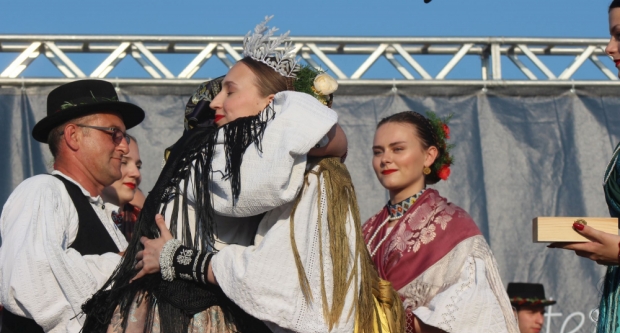 ODRŽANA 40. MEĐUNARODNA SMOTRA FOLKLORA LIDAS: Pleterničke ulice ponovno su bile preplavljene narodnim nošnjama