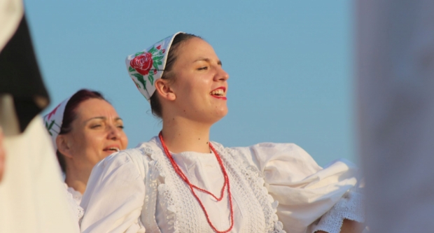 ODRŽANA 40. MEĐUNARODNA SMOTRA FOLKLORA LIDAS: Pleterničke ulice ponovno su bile preplavljene narodnim nošnjama