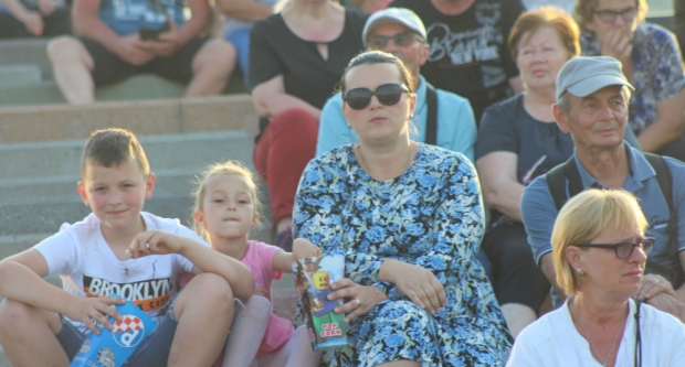 ODRŽANA 40. MEĐUNARODNA SMOTRA FOLKLORA LIDAS: Pleterničke ulice ponovno su bile preplavljene narodnim nošnjama