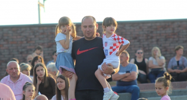 ODRŽANA 40. MEĐUNARODNA SMOTRA FOLKLORA LIDAS: Pleterničke ulice ponovno su bile preplavljene narodnim nošnjama