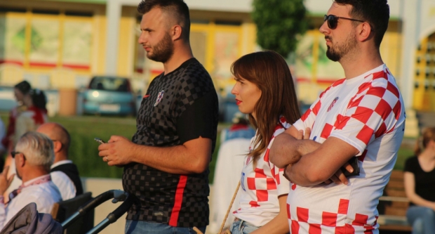 ODRŽANA 40. MEĐUNARODNA SMOTRA FOLKLORA LIDAS: Pleterničke ulice ponovno su bile preplavljene narodnim nošnjama