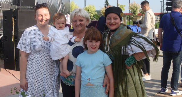 ODRŽANA 40. MEĐUNARODNA SMOTRA FOLKLORA LIDAS: Pleterničke ulice ponovno su bile preplavljene narodnim nošnjama