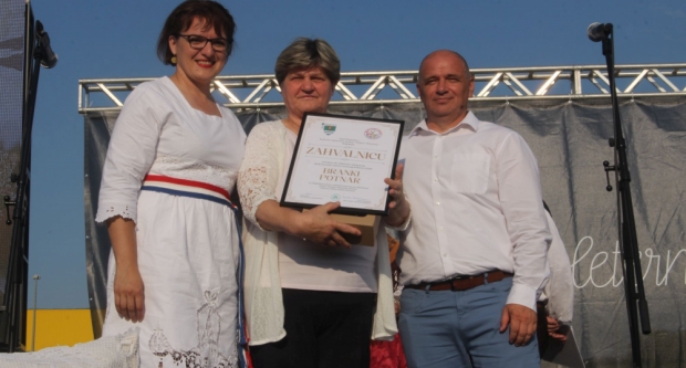 ODRŽANA 40. MEĐUNARODNA SMOTRA FOLKLORA LIDAS: Pleterničke ulice ponovno su bile preplavljene narodnim nošnjama