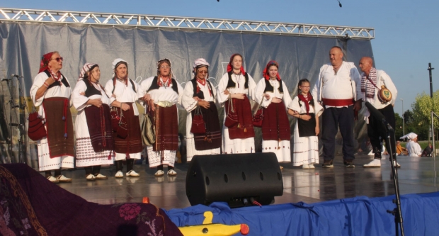ODRŽANA 40. MEĐUNARODNA SMOTRA FOLKLORA LIDAS: Pleterničke ulice ponovno su bile preplavljene narodnim nošnjama