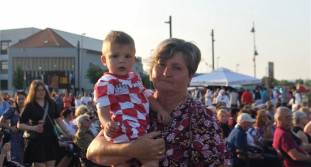 ODRŽANA 40. MEĐUNARODNA SMOTRA FOLKLORA LIDAS: Pleterničke ulice ponovno su bile preplavljene narodnim nošnjama