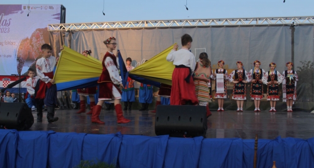 ODRŽANA 40. MEĐUNARODNA SMOTRA FOLKLORA LIDAS: Pleterničke ulice ponovno su bile preplavljene narodnim nošnjama