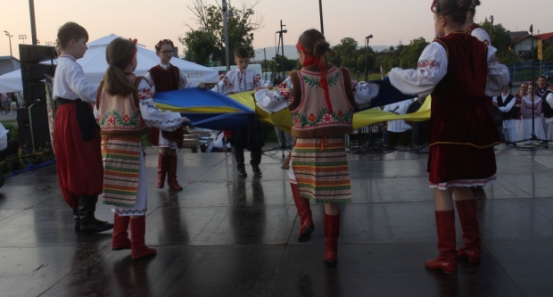 ODRŽANA 40. MEĐUNARODNA SMOTRA FOLKLORA LIDAS: Pleterničke ulice ponovno su bile preplavljene narodnim nošnjama