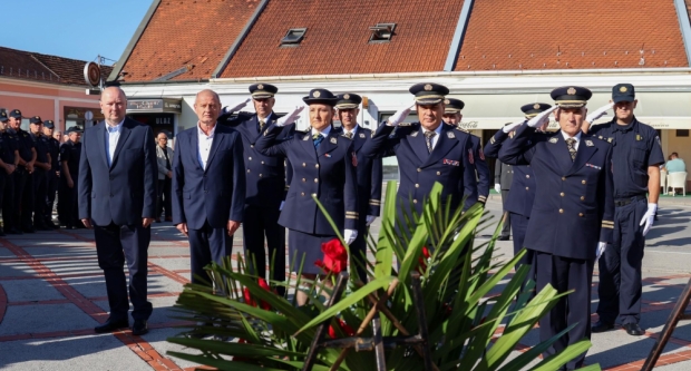 Povodom Dana policije pohvaljeni zaslužni djelatnici PU požeško-slavonske županije