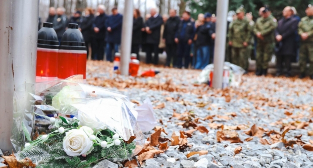 FOTO: 32. obljetnica tragične pogibije jedanaestorice hrvatskih vitezova na Papuku