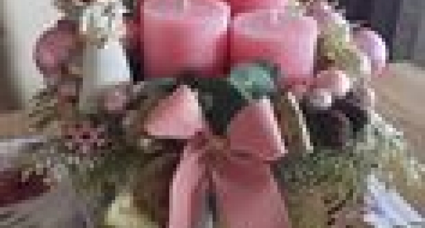 Prva fotogalerija adventskih vijenaca naših čitateljica i čitatelja