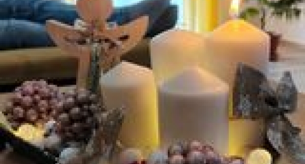 Prva fotogalerija adventskih vijenaca naših čitateljica i čitatelja