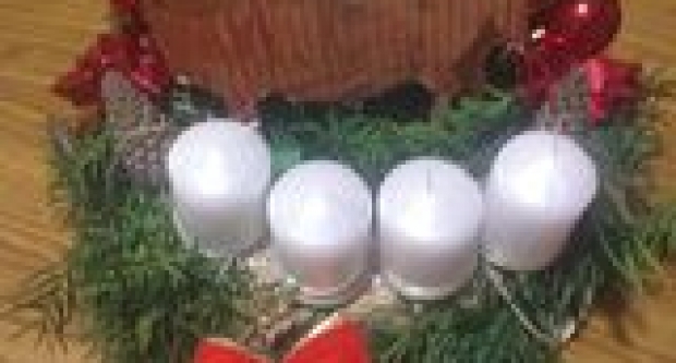 Prva fotogalerija adventskih vijenaca naših čitateljica i čitatelja