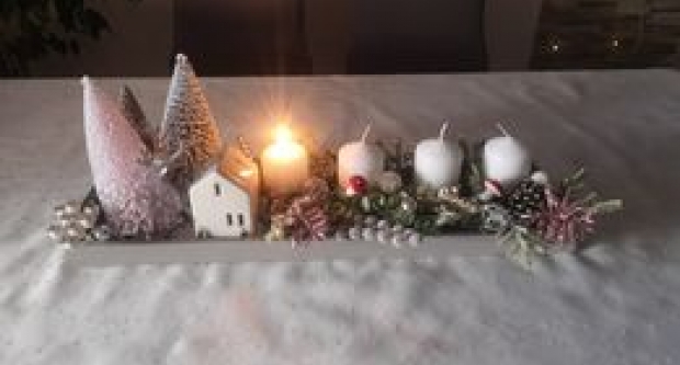 Prva fotogalerija adventskih vijenaca naših čitateljica i čitatelja