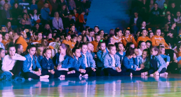 FOTO: ’Putovanje Europom’- plesna predstava povodom 30 godina rada Požeških mažoretkinja i 25 godina Twirling kluba