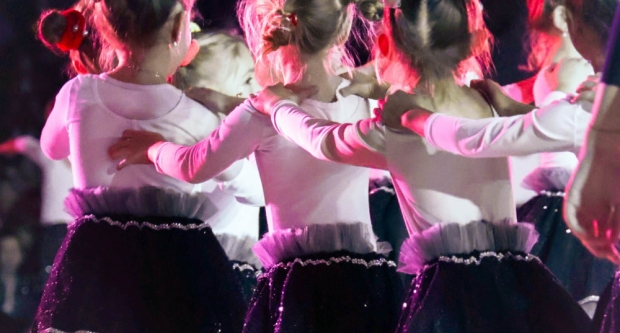 FOTO: ’Putovanje Europom’- plesna predstava povodom 30 godina rada Požeških mažoretkinja i 25 godina Twirling kluba