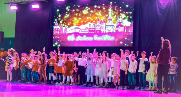 FOTO: ’Putovanje Europom’- plesna predstava povodom 30 godina rada Požeških mažoretkinja i 25 godina Twirling kluba