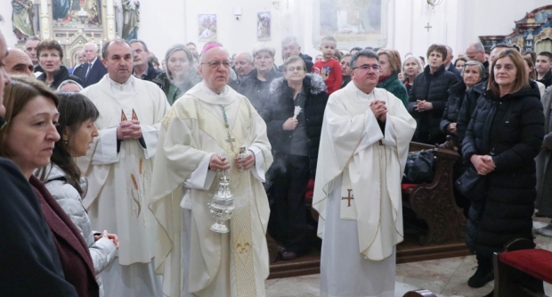 FOTO: Proslava Gospe Lurdske u požeškoj Katedrali