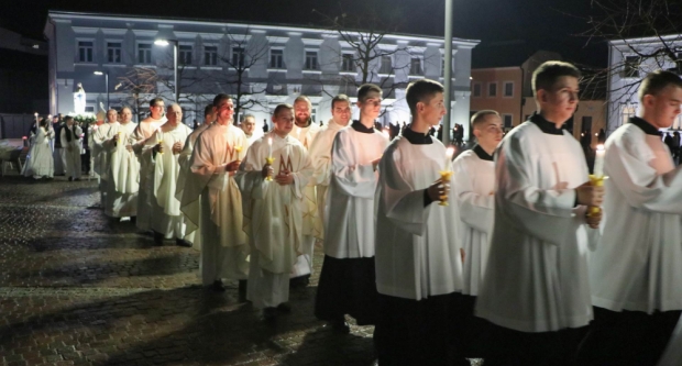 FOTO: Proslava Gospe Lurdske u požeškoj Katedrali