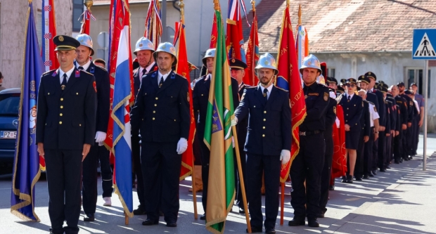FOTO: 150 godina DVD Požega, najstarijeg dobrovoljnog vatrogasnog društva u našoj županiji