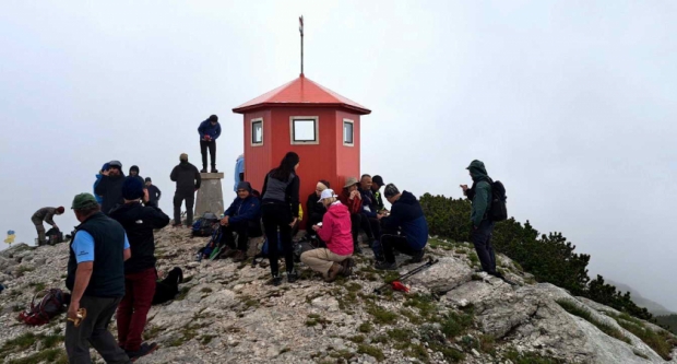 HPD Gojzerica na krovu Hrvatske, dinarskom vrhu Sinjal