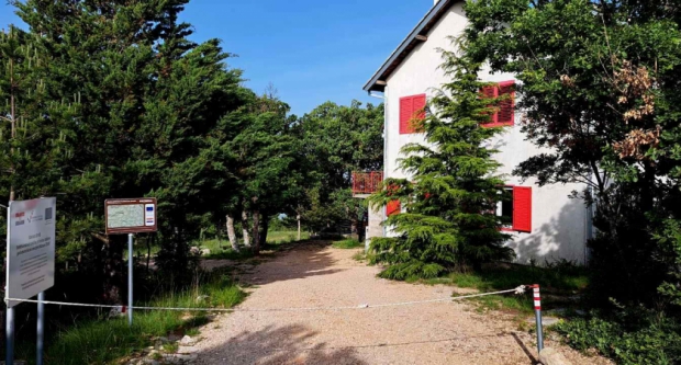 HPD Gojzerica na krovu Hrvatske, dinarskom vrhu Sinjal