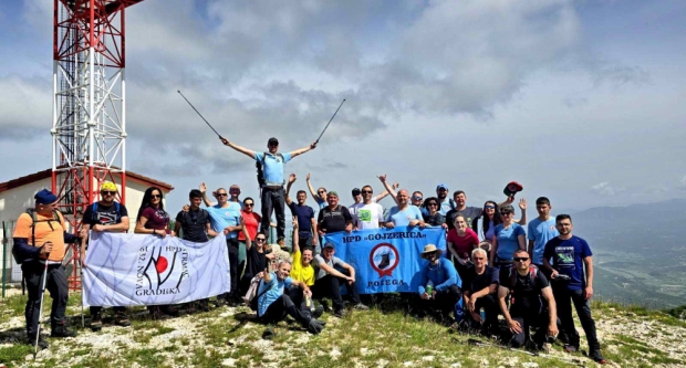 HPD Gojzerica na krovu Hrvatske, dinarskom vrhu Sinjal