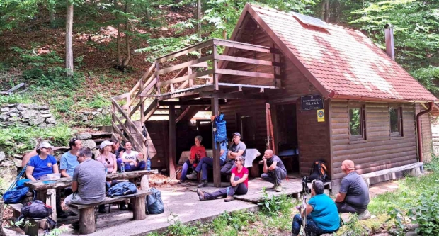 Planinari HPD Gojzerica Dan državnosti proveli na Krndiji