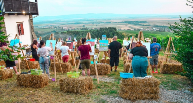 FOTO: Umjetnost, vino i zabava na vili Vinkomir u Kutjevu