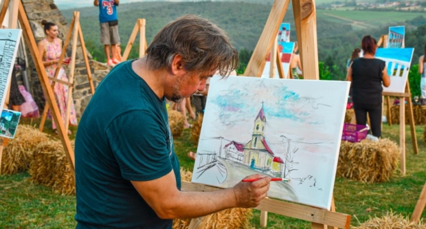 FOTO: Umjetnost, vino i zabava na vili Vinkomir u Kutjevu
